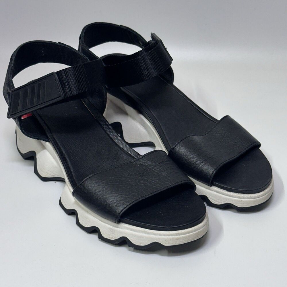 Sorel Kinetic Y2K Chunky Platform Sandals Black Leather Athleisure Women’s 9